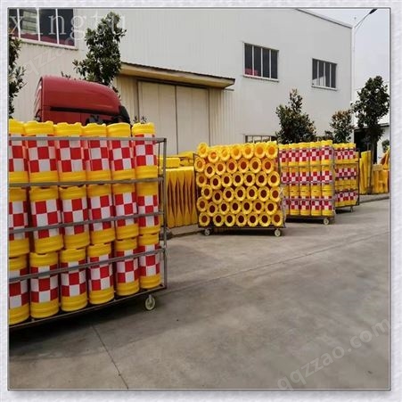 河北厂家生产700*400防撞桶 兴途 吹塑防撞桶批发