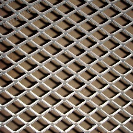 岳峰厂家供应-装饰钢板网-养殖圈地钢板网