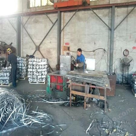 岳峰厂家销售201不锈钢废料不锈钢边角料304430不锈钢废料