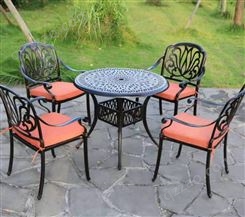 户外铸铝铸铝桌椅组合花园露天休闲阳台铁艺庭院室外桌椅三五件套