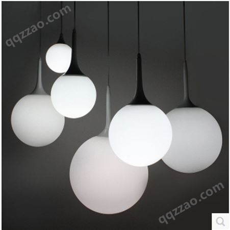 跨境 餐厅灯吊灯创意个性现代简约客厅卧室灯饰奶白玻璃圆球形灯