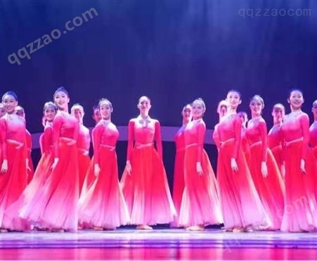 北京舞蹈服装租赁 演出服装租赁 租高档开场舞服装 租舞蹈服装