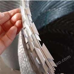 厂家 铝包钢刀片刺网 刀片带刺网 用刀片刺网
